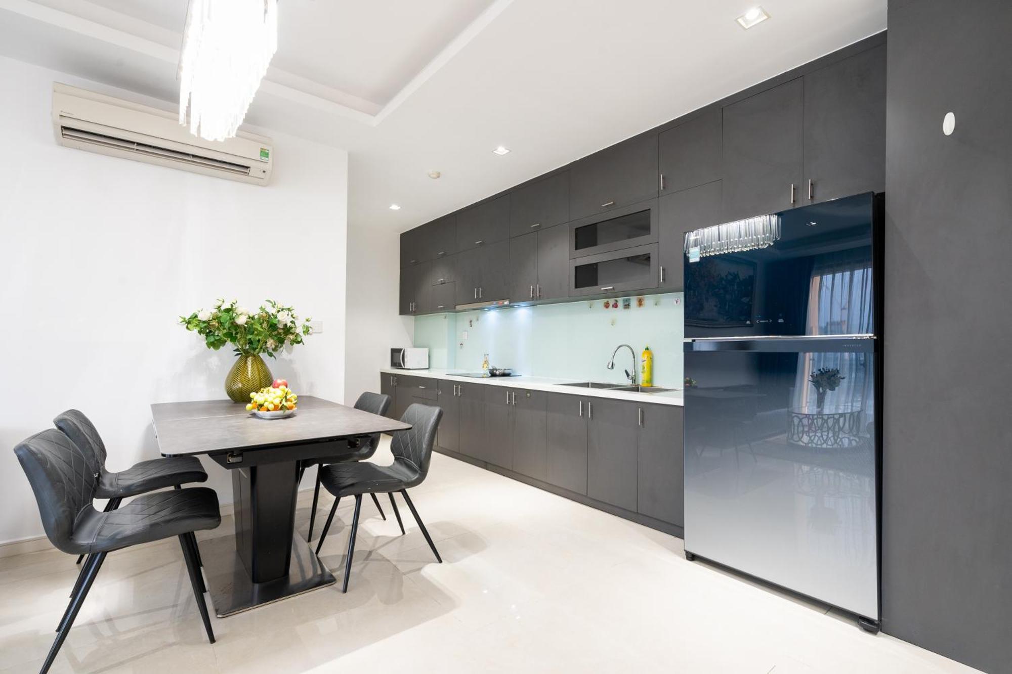 Kala Rivergate Apartments Near Ben Thanh Хошимин Экстерьер фото