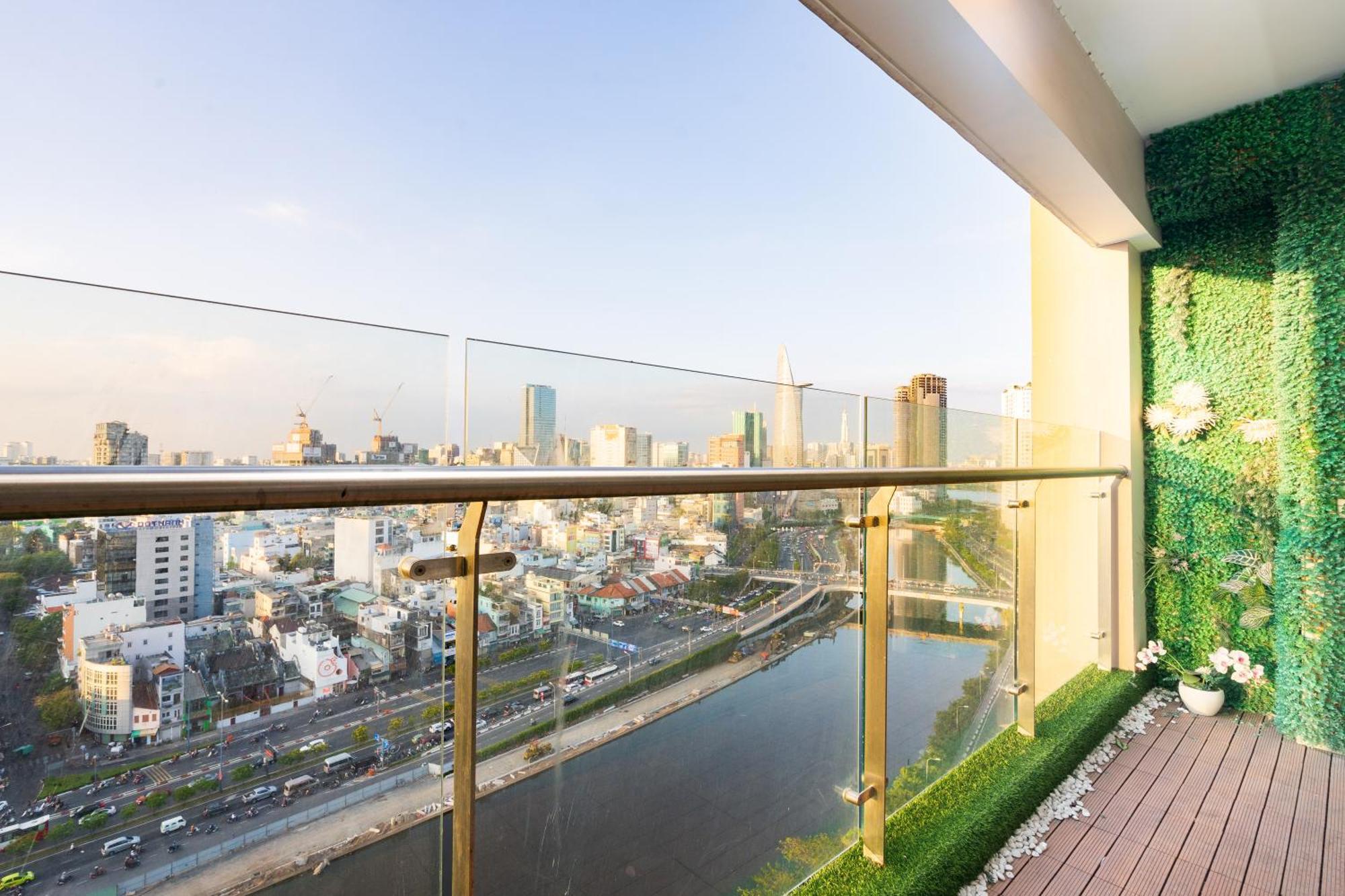 Kala Rivergate Apartments Near Ben Thanh Хошимин Экстерьер фото