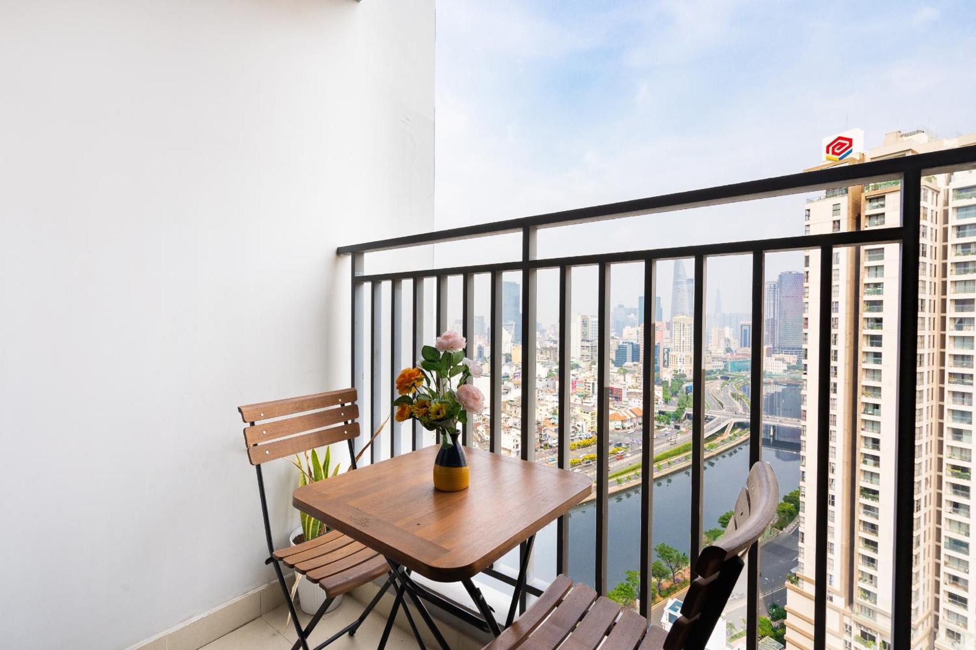 Kala Rivergate Apartments Near Ben Thanh Хошимин Экстерьер фото